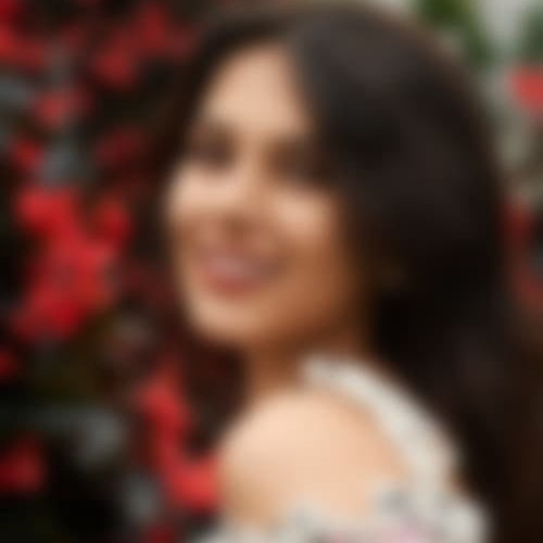 A sugar baby in Mumbai